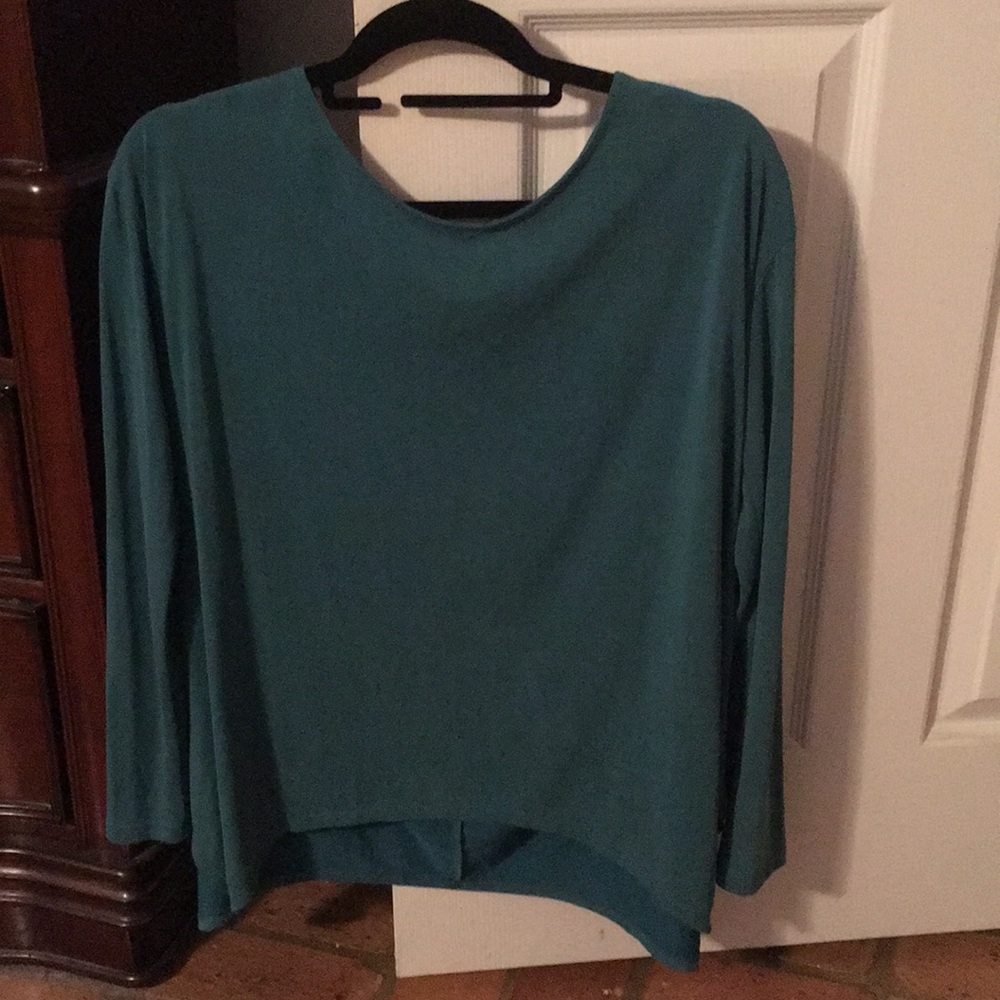 Beautiful emerald top